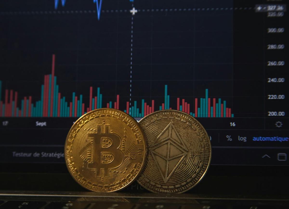 Understanding the Crypto Market and What Impacts the Bitcoin Price Today