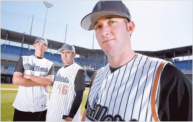 Colorado Rockies trade away fan favorite for minor league hurler