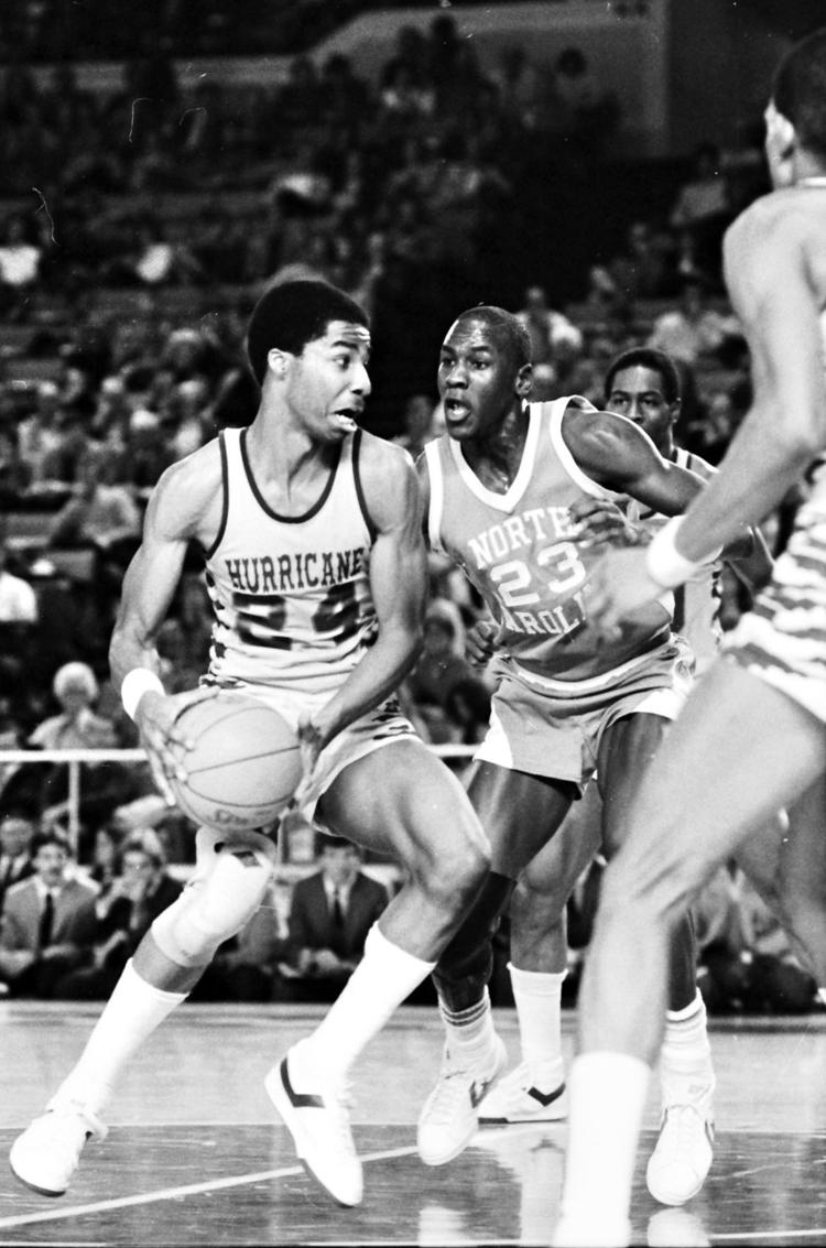 Gallery The time Michael Jordan played at the Mabee Center in 1982