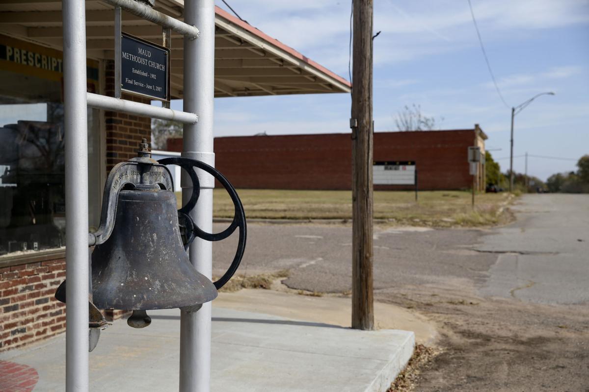 17 towns in 2017 See a photo gallery of Maud, Okla. Lifestyles