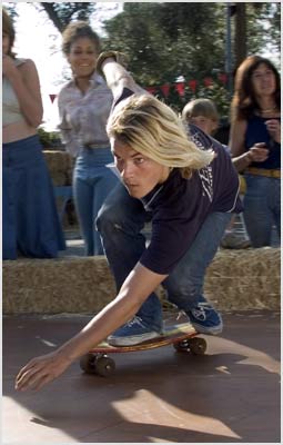 The Lords Of Dogtown – Skate and Annoy Reviews