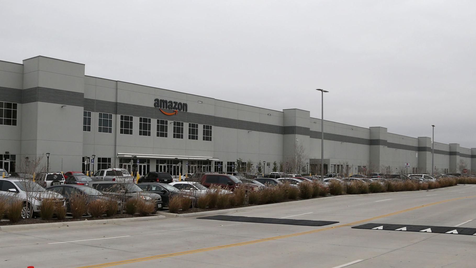 Photos From 19 Amazon Facility Will Offer Opportunities From Pickers And Packers To Management Business News Tulsaworld Com Photos From 19 Amazon Facility Will Offer Opportunities From Pickers And Packers To Management Business News Tulsaworld Com