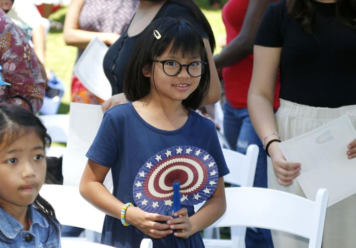 070122-tul-nws-naturalize-p2