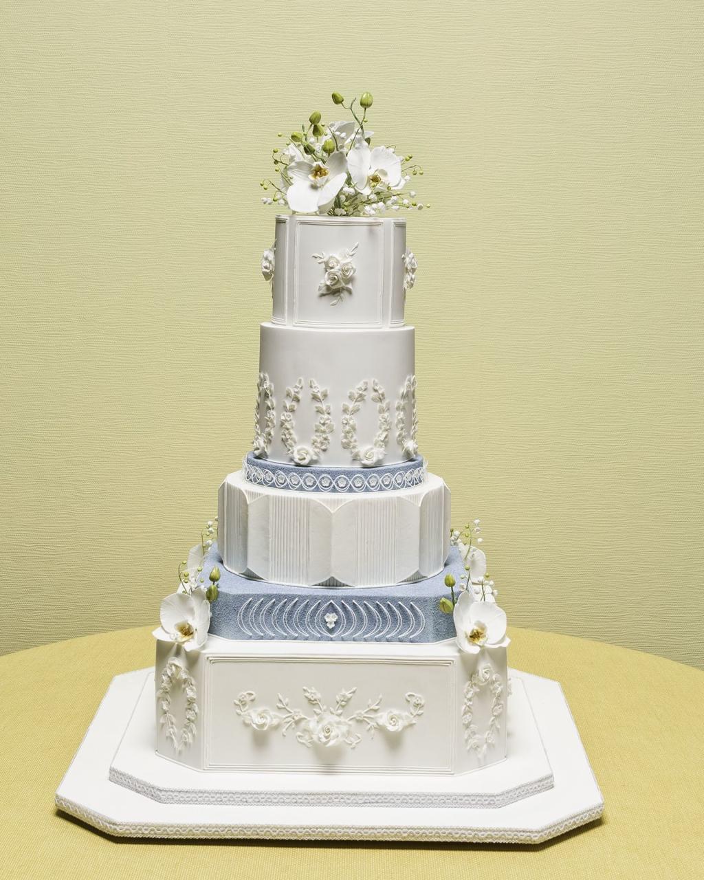 Queen Of Cake Kerry Vincent Brings Sugar Arts Show To A Close