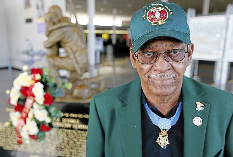 Medal of Honor recipient, Okmulgee native Melvin Morris visits Tulsa