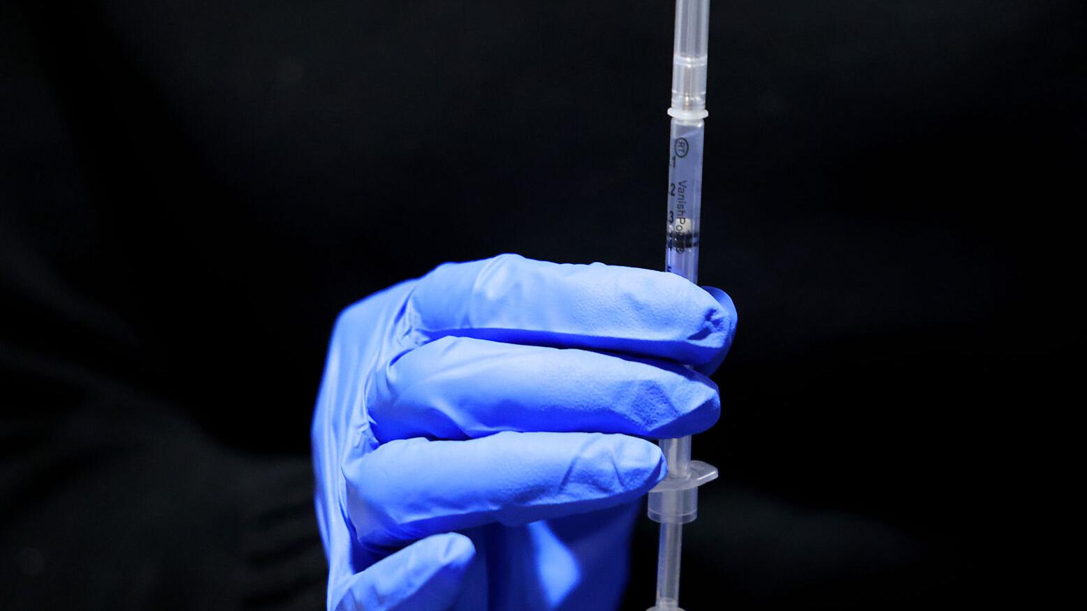 If someone has already had COVID-19 and recovered, do they still need to be vaccinated? - Vimarsana News
