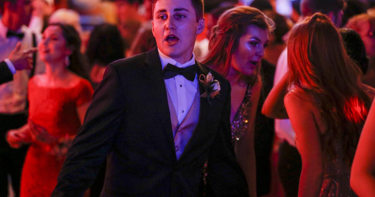 Photo gallery: Coweta High School prom at the Stokely Events Center