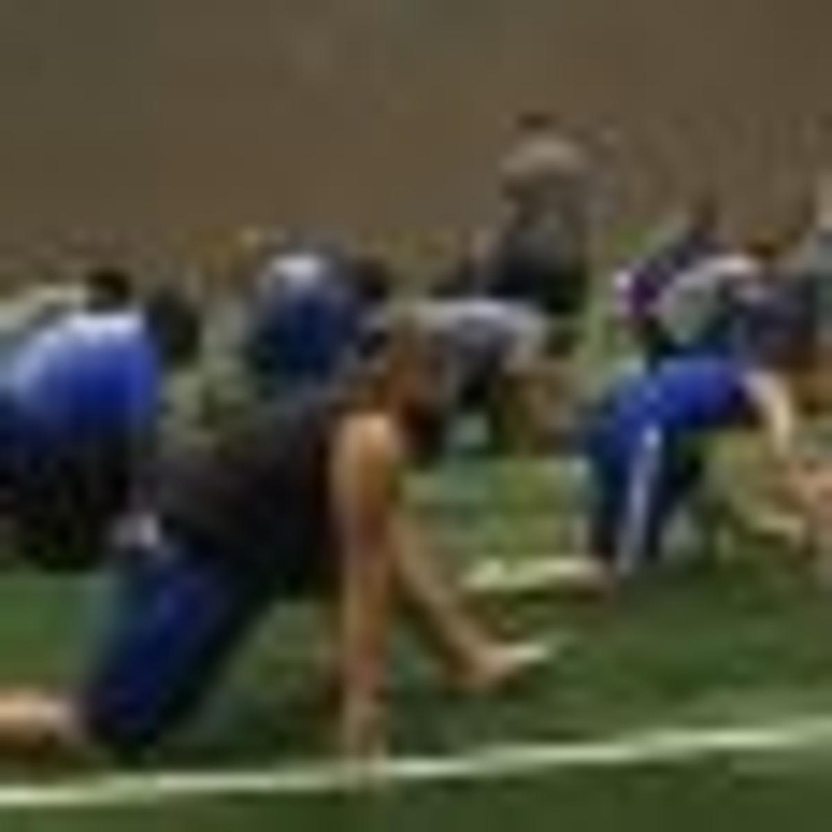 Weekly Yoga Sessions Help Tu Football Players With Flexibility