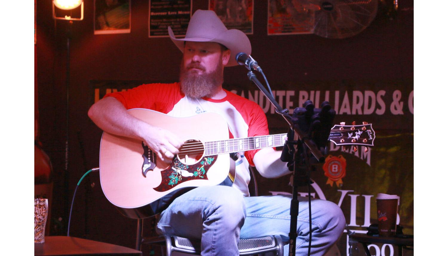 Red Dirt singersongwriter Jake Flint, 37, dies just hours after his
