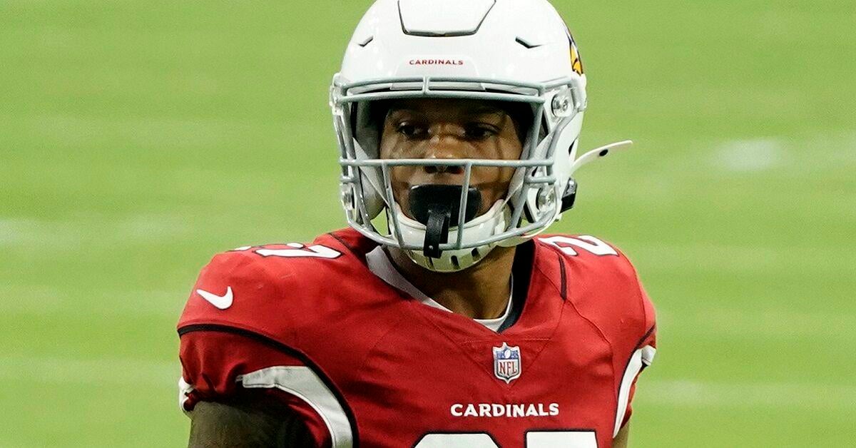 Arizona Cardinals cornerback Kevin Peterson (27) lines up against