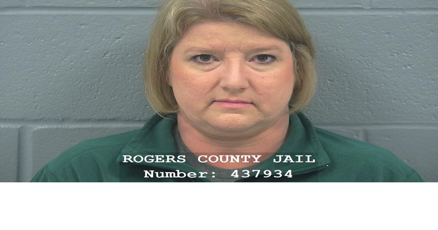 Court records: Counterfeit $20 bill used by Rogers County court clerk