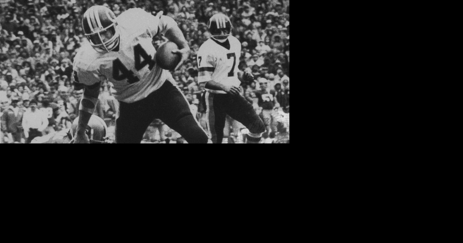 Today in sports history: Jan. 8