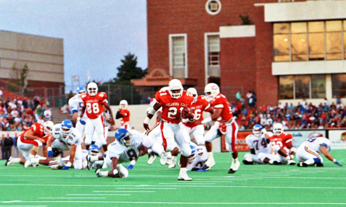 An Otherworldly Season College Football May Never See A Player Like Barry Sanders Again It Also Might Never See A Player Win The Heisman Trophy In Tokyo Osusportsextra Tulsaworld Com 13:35 dream11 expert 1 075 prosmotrov. college football