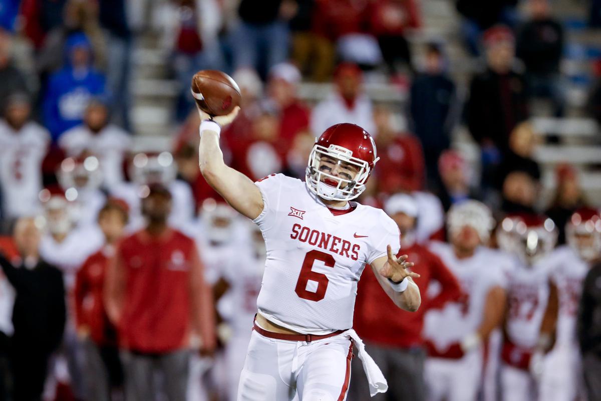 OU football: Baker Mayfield recreates Brett Favre's 1991 NFL draft picture  (and the Hall of Fame QB wants his jorts back)