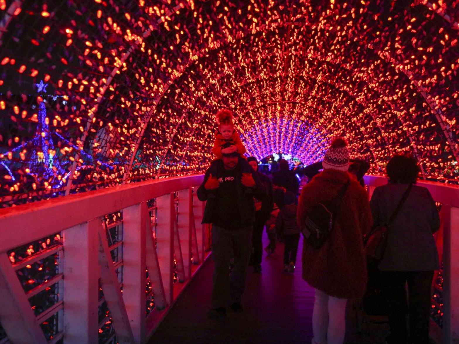 John Klein Lighting Rhema For Annual Christmas Display Is Four Month Job Local News Tulsaworld Com Rhema Christmas Lights 2021