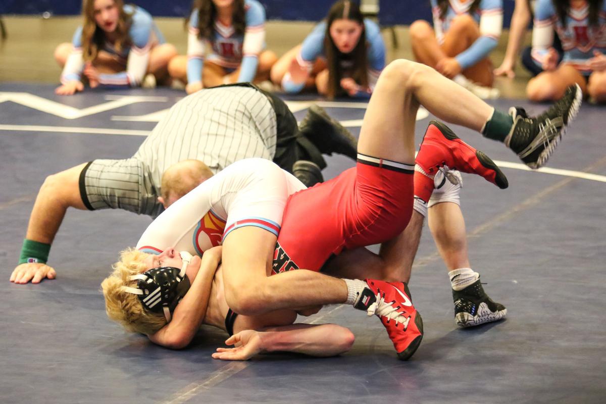 High school wrestling Wrestlers and teams to watch at the state