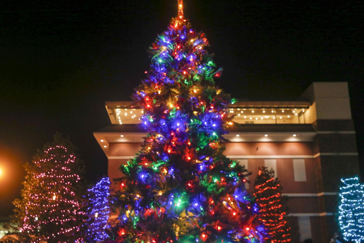 Tulsaarea holiday lights to be turned on this week Metro & Region