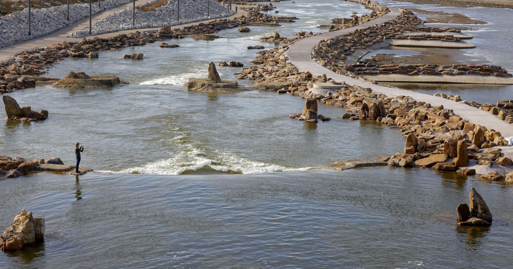 Whitewater flume testing starts at Tulsa's Zink Lake - Vimarsana News