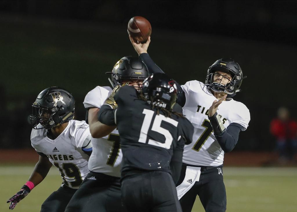 See Where Your High School Football Team Ranks In Week 7 Ok
