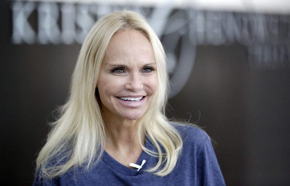 Kristin Chenoweth Cancels Broadway Bootcamp For 2020 Entertainment Tulsaworld Com