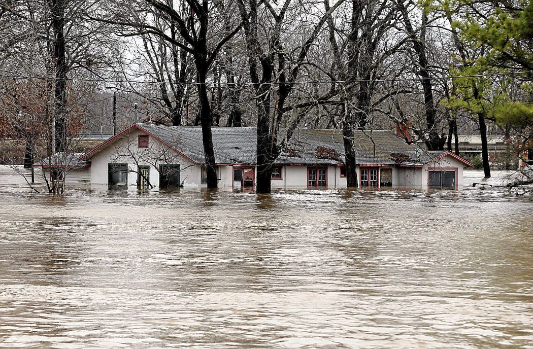 Flooding Devastates Stretch Along Illinois River Near Tahlequah