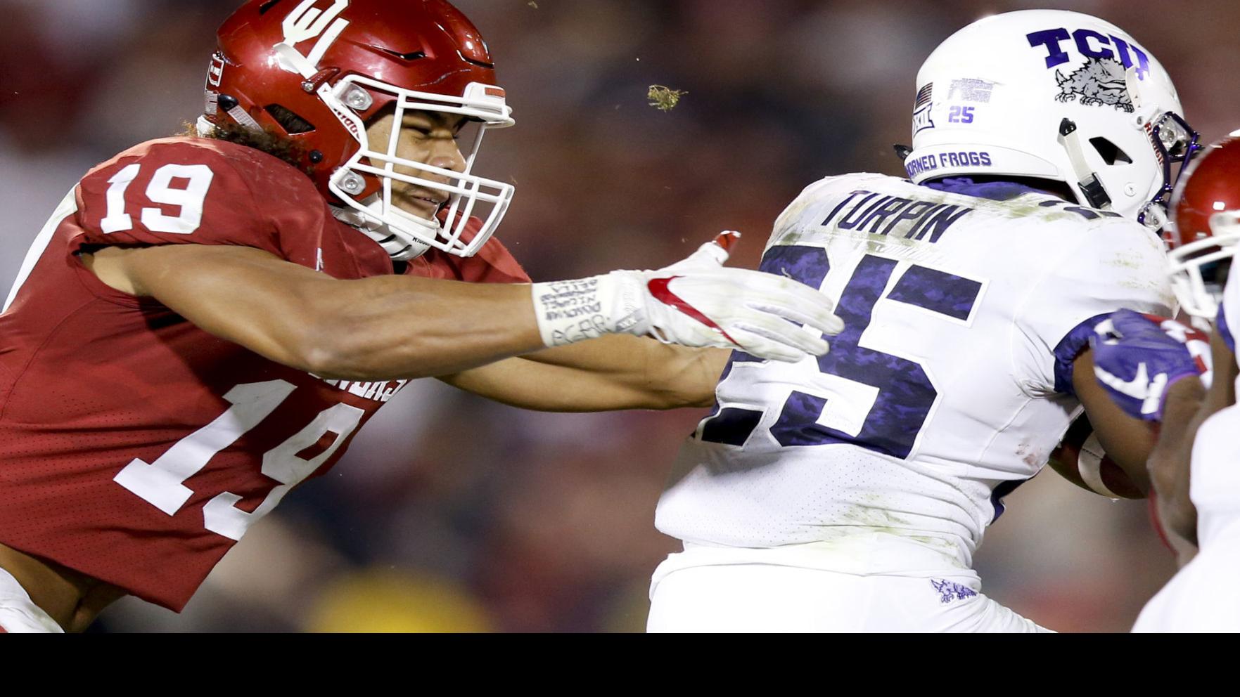 Ou Football Notebook Linebacker Caleb Kelly Played Final 11 Games