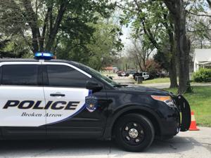 Kidnapped woman escapes from Broken Arrow home; police ID suspect, using tear gas