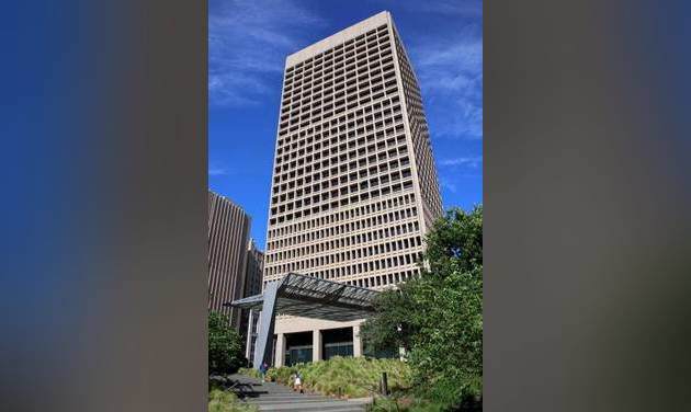 SandRidge Energy tower in Oklahoma City to sell for $35.5 million