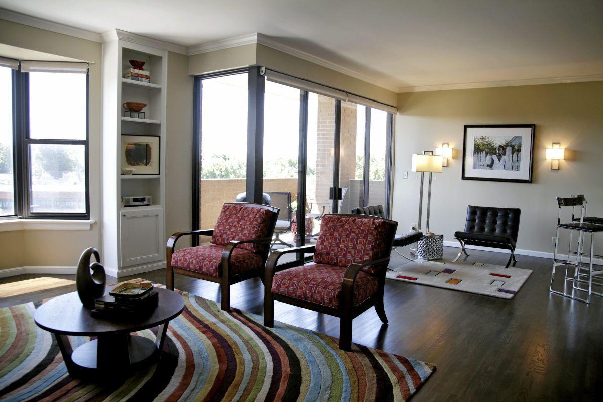 Choose The Perfect Area Rug That Best Fits Your Space Tastes Entertainment Tulsaworld Com A home designed in naturally occurring caves. area rug that best fits your space