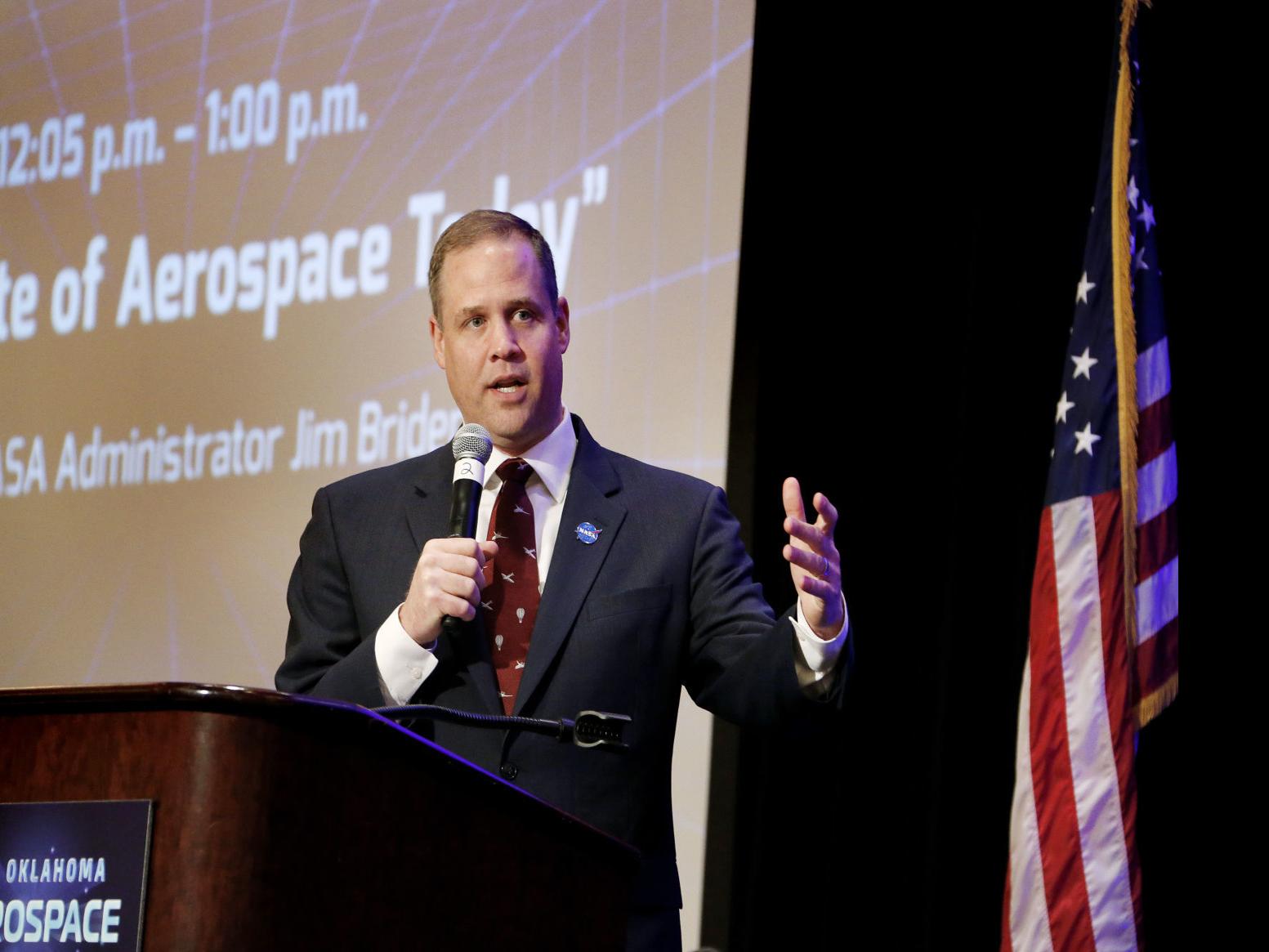 nasa-administrator-jim-bridenstine-touts-sustainable-return-to-the-moon