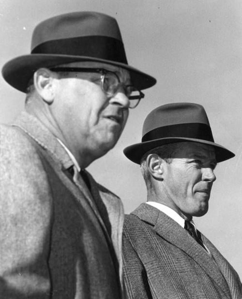 Gomer Jones, left, stands with Bud Wilkinson in 1959 newsok