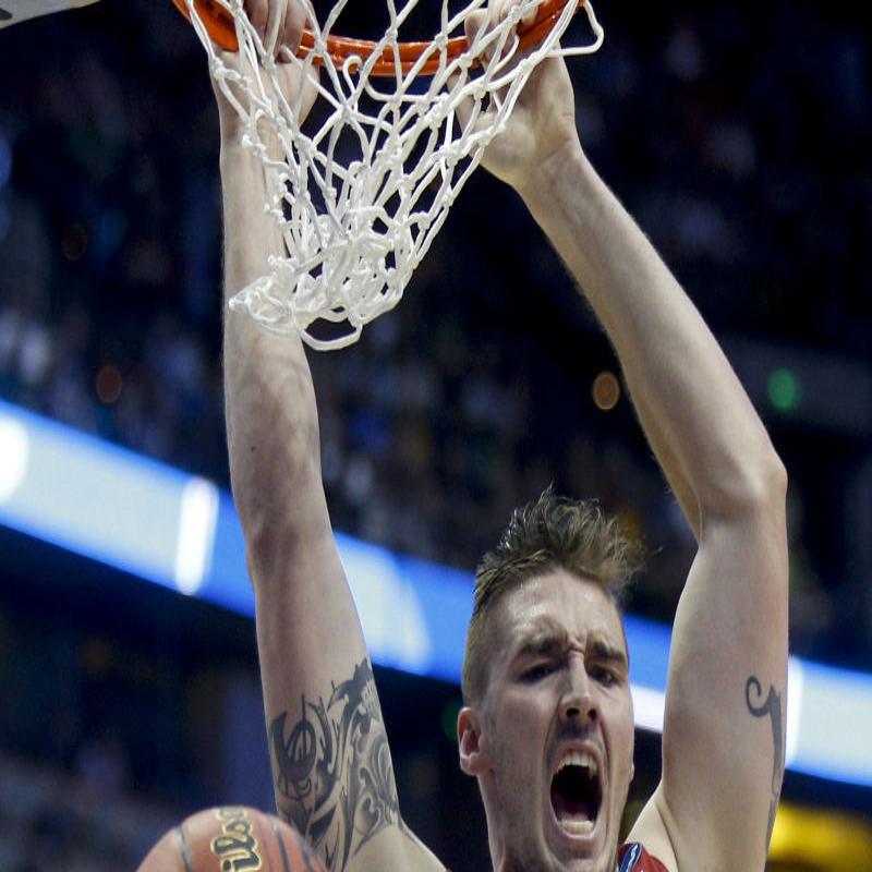 Ou S Ryan Spangler Scores 14 For Kawasaki Brave Thunders In Japan