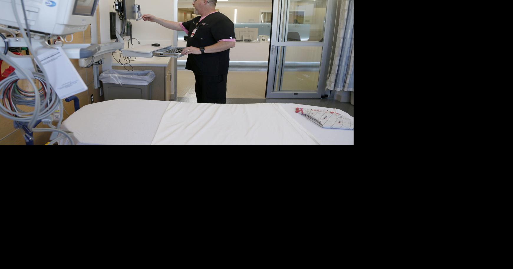 How many hospital beds are available in Oklahoma as coronavirus spreads