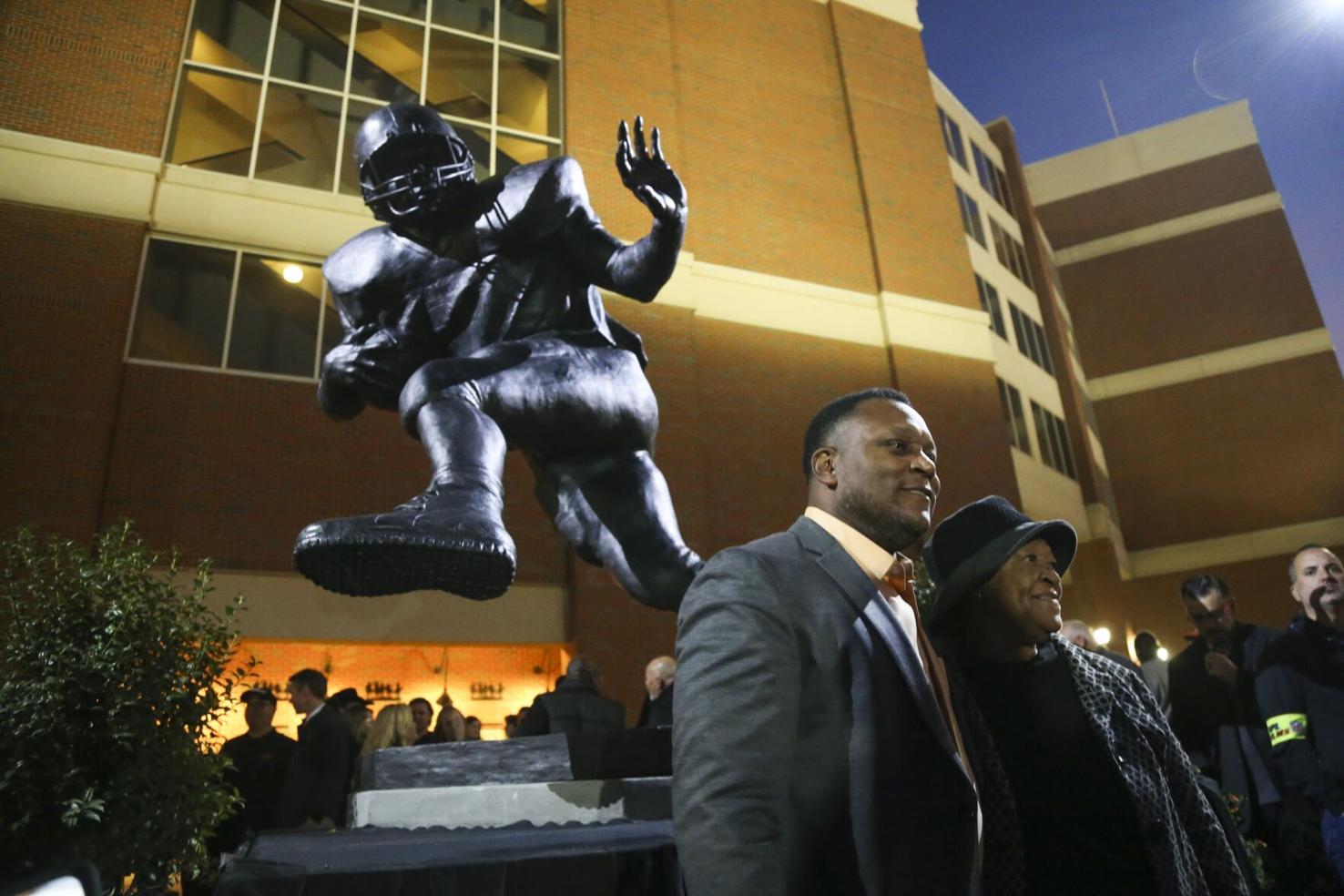 OSU flashback Barry Sanders statue unveiled two years ago today