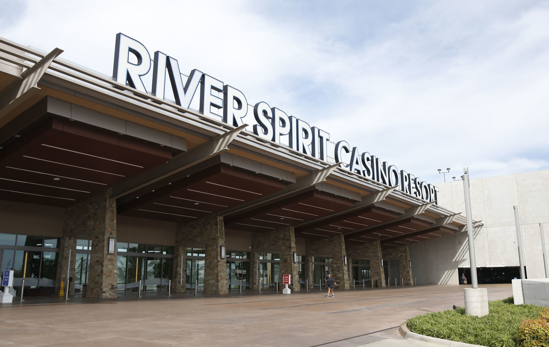 river spirit casino closed