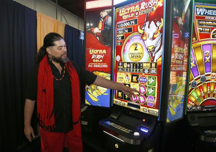 081222-tul-nws-gamingconference-p3