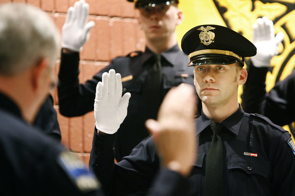 Tulsa Police Academy graduates 14 cadets
