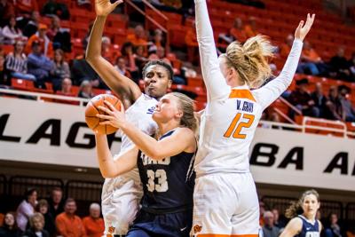 Oru Women S Basketball Golden Eagles Start Conference Play
