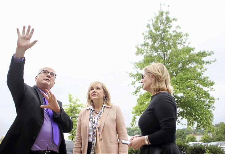 governor housing tour (copy)