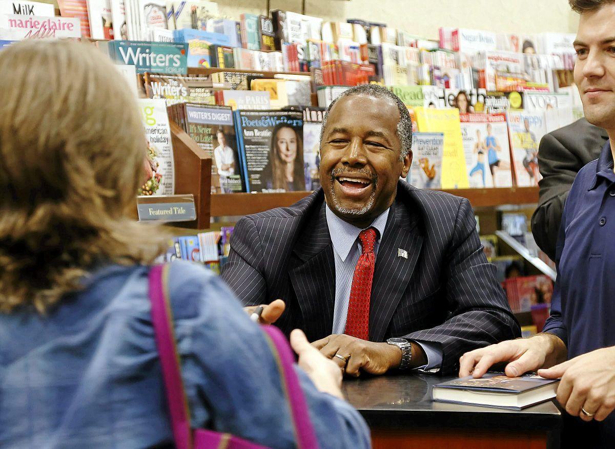 Presidential Candidate Ben Carson S Tulsa Book Tour Appearance