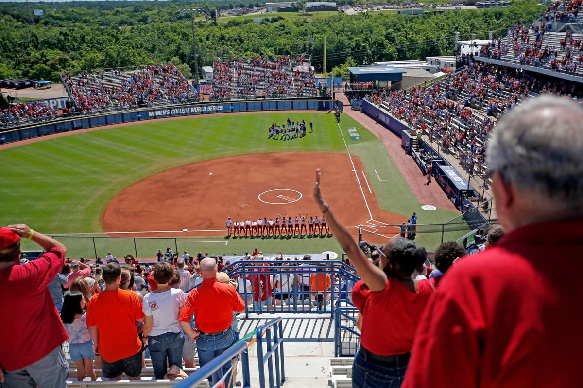 Oklahoma S Backs Against The Wall Heading Into Elimination Game Against Georgia Ou Sports Extra Tulsaworld Com