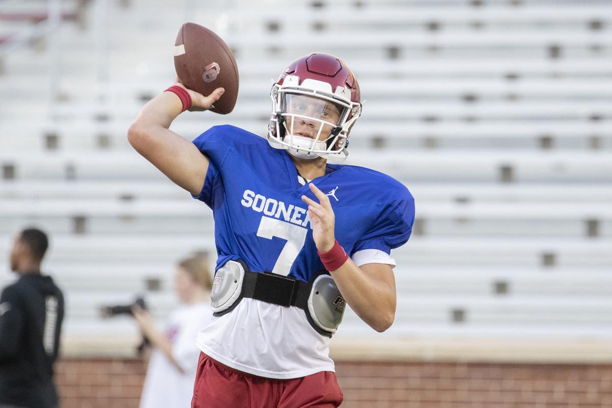 Ou Football Lincoln Riley Says A Three Man Competition