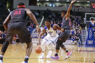 Aac Men S Basketball Standings Tulsa Four Games Back Of First