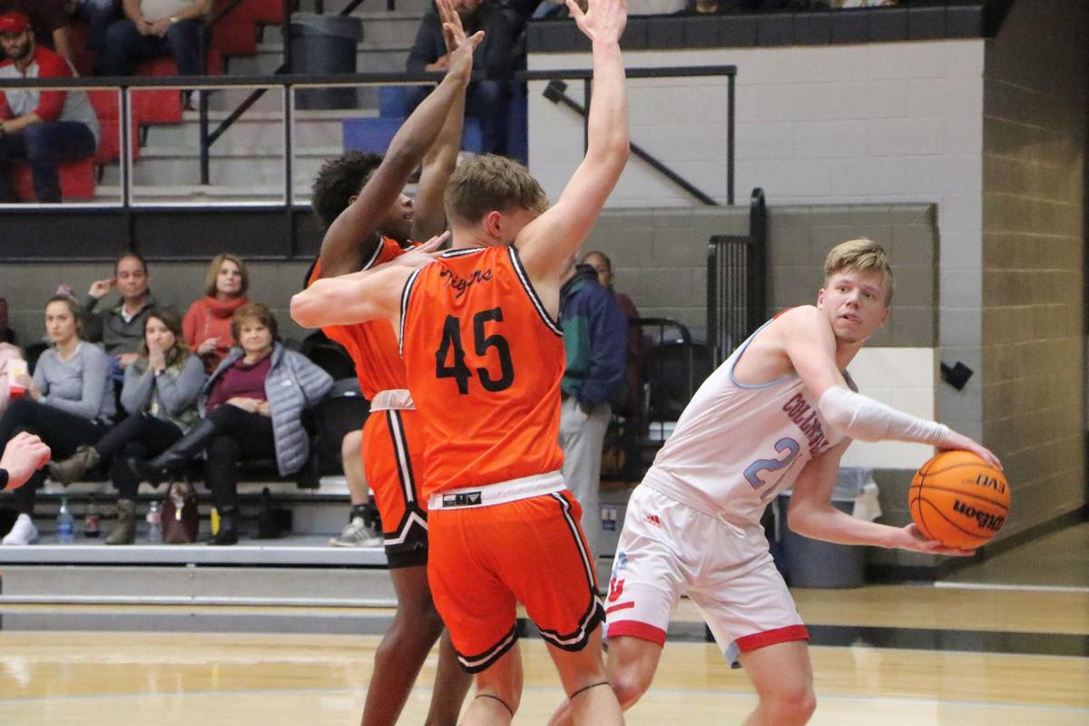Collinsville basketball Cardinal boys hold off Glenpool on
