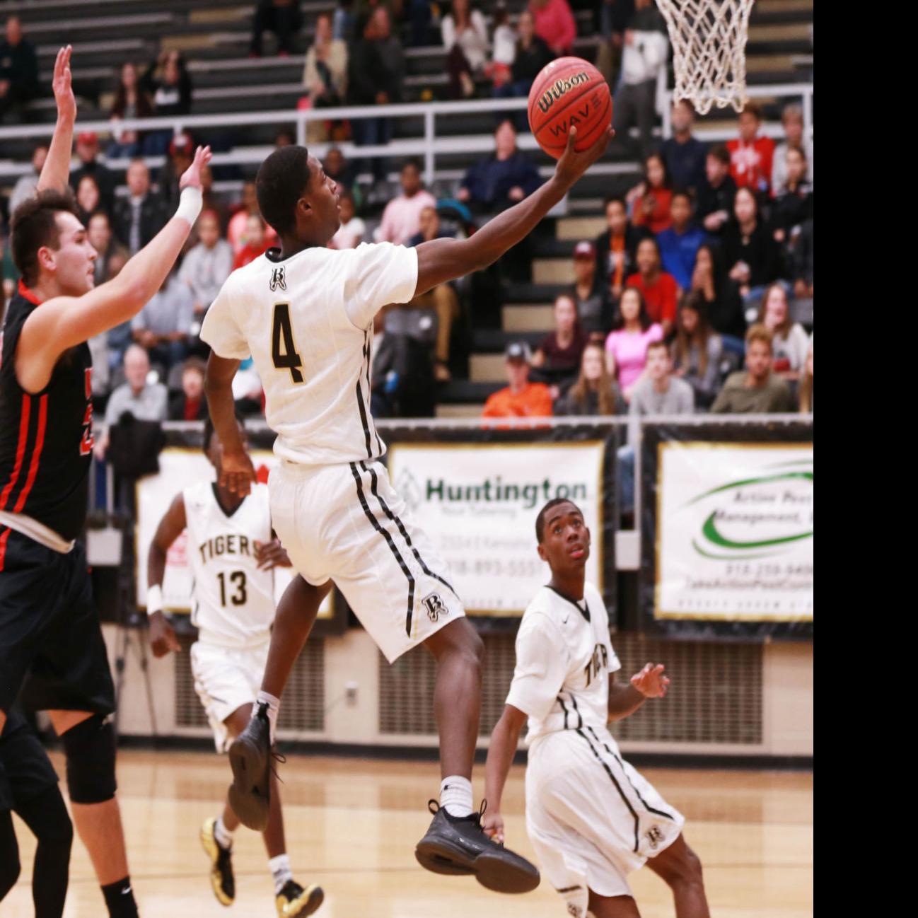 High School Basketball Huffman And Dennis Lead Broken Arrow Boys