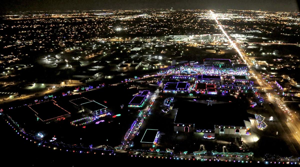 39 pure excitement 39 company offers sky high view of riverside ca christmas light displays