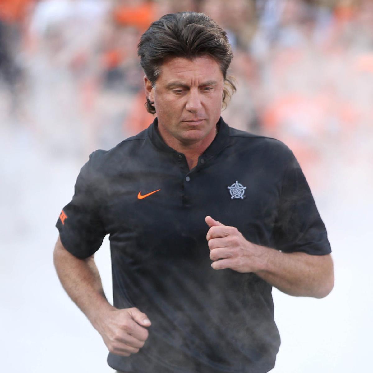 Osu Football Mike Gundy S 5 Million Salary Cracks Top 10 Among