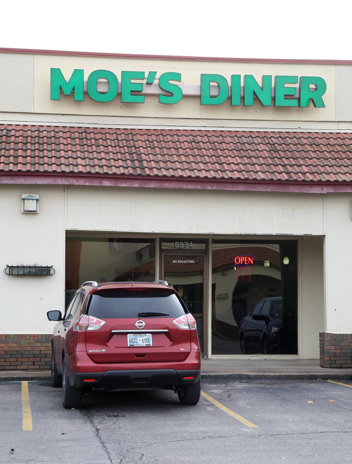 Reviews Moe - djl33r0