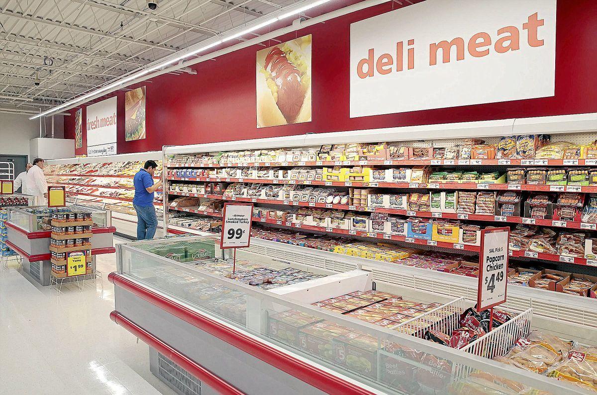 SaveALot, city officials celebrate opening of Crystal City store