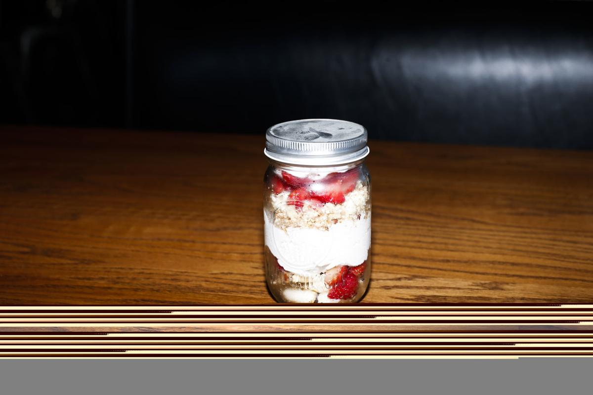 Review Slim Chickens drawing BA crowds with its tenders and wings, new